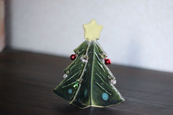 陶製のクリスマスツリー（小） 1枚目の画像
