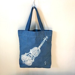 藍染め　ロウケツ染　帆布トートバッグ　バイオリン 1枚目の画像