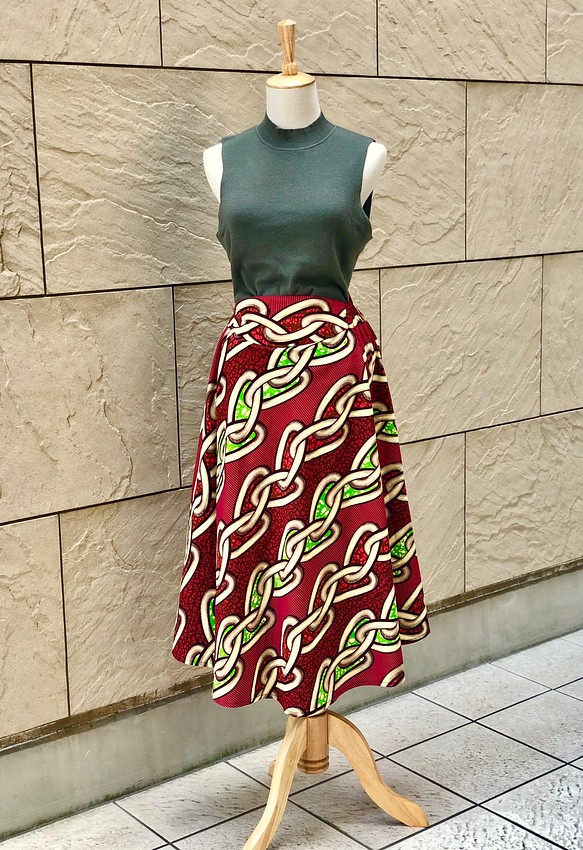 アフリカンバティックプリントの半円サーキュラースカート チェーンモチーフ 1枚目の画像