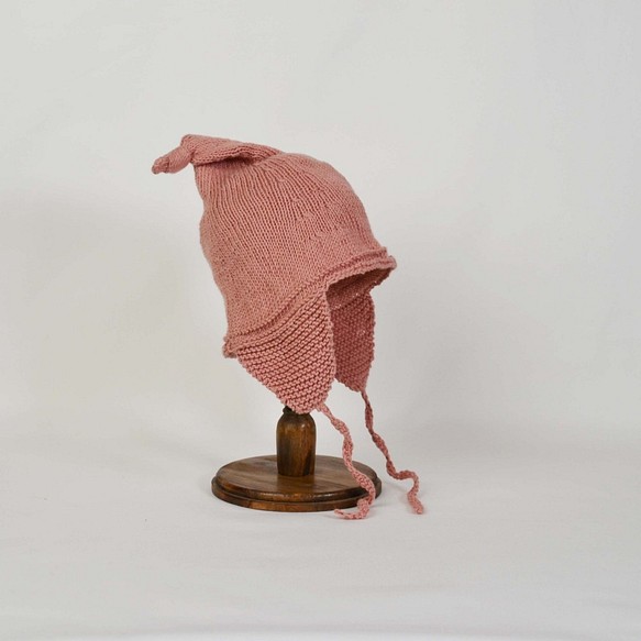 ピュアコットンで編んだ　耳あて付きとんがり帽 ベビー　pink 1枚目の画像