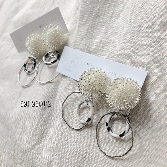 dandelion fluff×hoop earrings 1枚目の画像