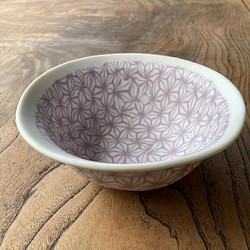 磁器練り込みの碗　麻の葉模様 紫 1枚目の画像