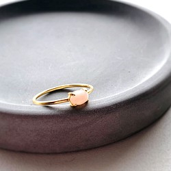 天然石　ペルー産　ピンクオパール　爪留めリング　指輪　silver925  18kgp 1枚目の画像