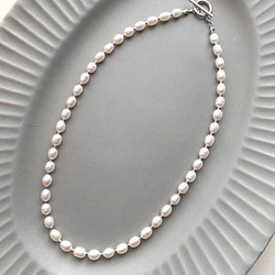 necklace ♥︎  一点もの　♥︎ 淡水パール×シルバービーズ　ネックレス 1枚目の画像