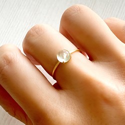天然石　宝石質　プレナイト　爪留めリング　指輪 1枚目の画像