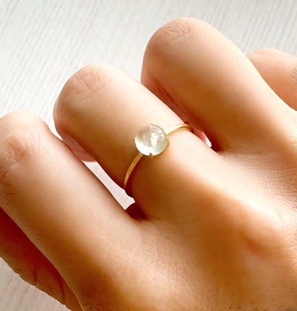 天然石　宝石質　プレナイト　爪留めリング　指輪