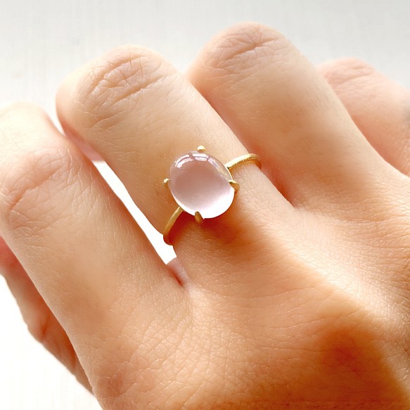 天然石　スターローズクォーツ　マダガスカル産　爪留めリング　指輪 1枚目の画像