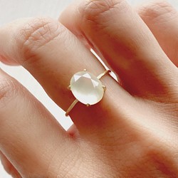 天然石　シェル×グリーンアメジスト　爪留めリング　指輪 1枚目の画像