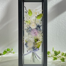 プリザーブドフラワーフレームの花束／お供え お悔み/白いポンポンマム　紫のアスター 1枚目の画像