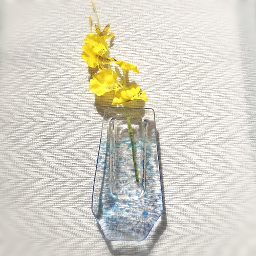 ブルーフラワー模様のガラス製壁掛け花瓶 花入れ 花器 一輪挿し・花瓶 