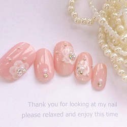 送料無料♡桜ピンクとふんわり白の花のネイルチップ♡ウェディングにも♡841 1枚目の画像