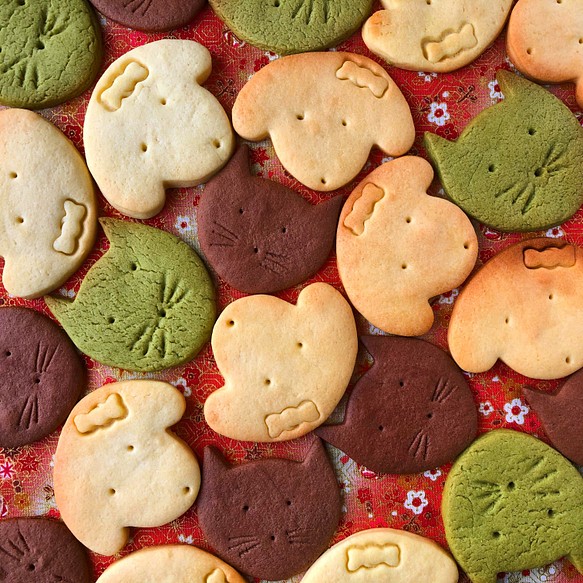 【犬猫クッキー】　バター&マーガリン　手作りクッキー　お菓子　9枚入りセット 1枚目の画像