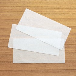 【25枚】薄葉紙（約93x190mm）角留め箱 Mサイズ用 白 ホワイト 薄紙 包装 日本製 A041 1枚目の画像