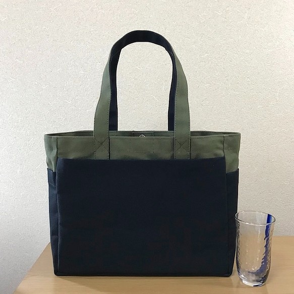 【訂單生產】“盒子手提包”通勤手提包“橄欖×黑色（黑色）”倉敷花絮8 第1張的照片