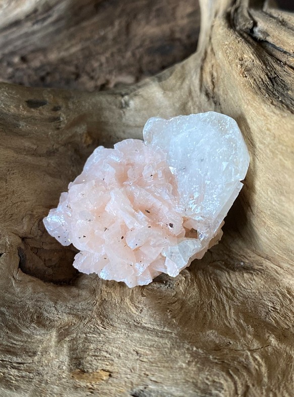 桃と氷菓子♡ ピンクドロマイトとカルサイト  天然石 原石 1枚目の画像