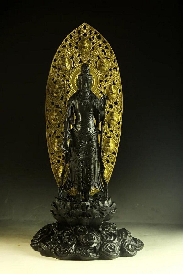 国宝 薬師寺東院堂「聖観音菩薩立像」の美しい仏像インテリア