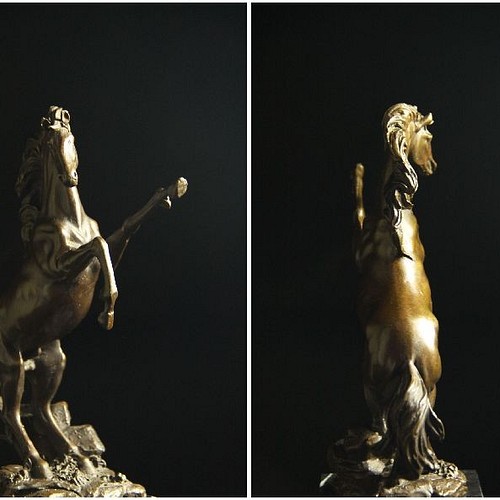 超人気ブロンズ像 馬 27cm インテリア家具 置物 彫刻 銅像 彫像 美術品 