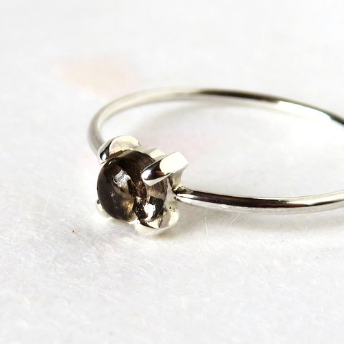 送料無料] K18 Fairy Round Black Diamond ring(0.05ct,R060) 指輪