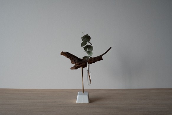 Driftwood flower vase (6) 1枚目の画像