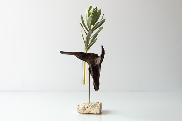 Driftwood flower vase 88 - Natural Stone square - 1枚目の画像