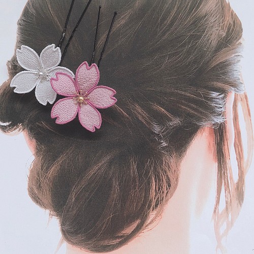 再販【白×あやめ色】桜 つまみ細工髪飾り 布花ヘアアクセ 簪 かんざし 