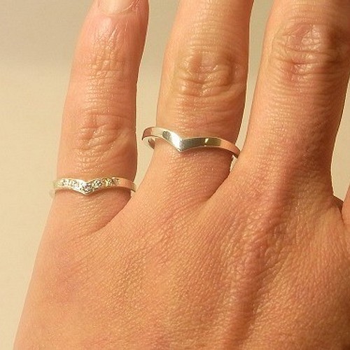 プラチナ900 結婚指輪 ペアリング V字型マリッジリング ３〜３０号 