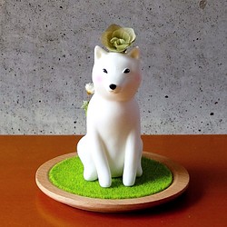 moss shiba-inu（モスシバイヌ）_柴犬と植物の置物〈green.ver〉 1枚目の画像