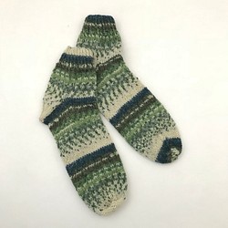 あったか手編みの靴下 グリーン 1枚目の画像