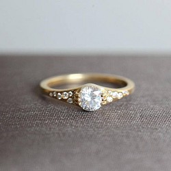 K18　0.5ct　ダイヤ　リング　婚約指輪 1枚目の画像