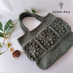 花モチーフ ニットバッグ 秋冬バッグ トートバッグ 内布マグネットつき グリーン トートバッグ Atelier Amy 通販 Creema クリーマ ハンドメイド 手作り クラフト作品の販売サイト