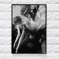 【0047】アートポスター Little black dress モノトーン　海外インテリア　北欧 1枚目の画像