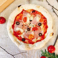 本格石窯焼き　八ヶ岳スモーク　冷凍ピザ 1枚目の画像