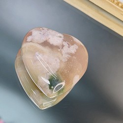 桜瑪瑙　ハート型パーツ　桜メノウ　穴あき　天然石　パワーストーン 1枚目の画像