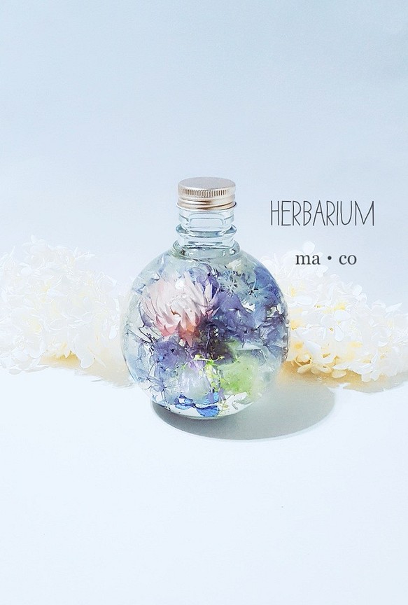 お花のハーバリウム～雨の日のやすらぎ～ムーン 1枚目の画像