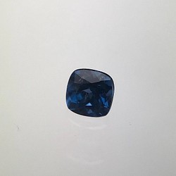 ブルーガーナイト 0.19ct