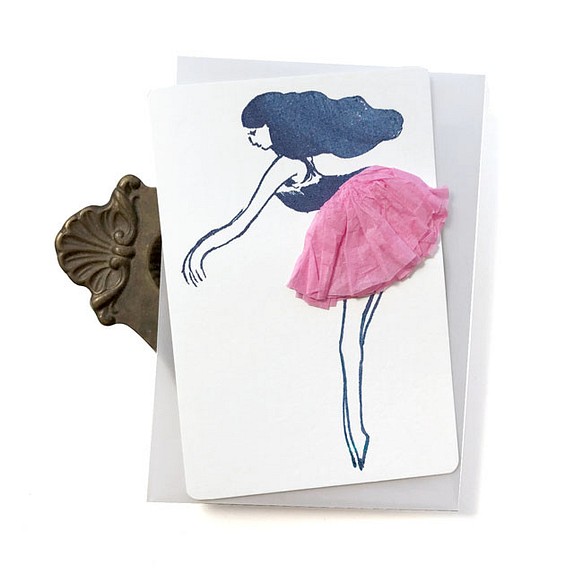 スカートふわふわの踊り子カード☆ピンク 1枚目の画像