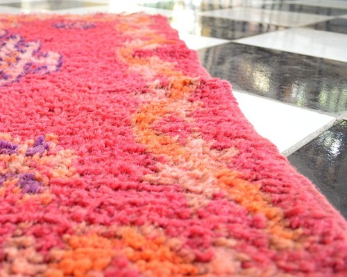 ⬇︎sale⬇︎モロッコ製手織り絨毯/ブジャドラグ/オールドラグ/可愛いピンクの絨毯/90cm×135cm/BJ011