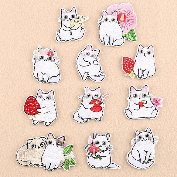 ★11こセット★　白ネコちゃんセット　刺繍ワッペン　アイロンワッペン　CAT-008 1枚目の画像