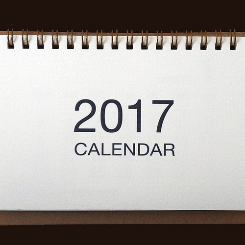 17年 卓上カレンダー 月曜始まり カレンダー Silparc 通販 Creema クリーマ ハンドメイド 手作り クラフト作品の販売サイト