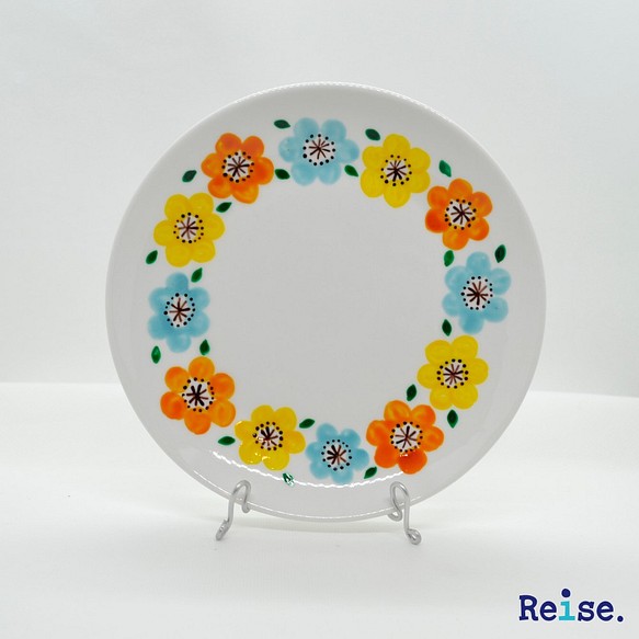 陶器　皿　16㎝　ハンドペイント　磁器　手描き　花模様　花柄　 1枚目の画像