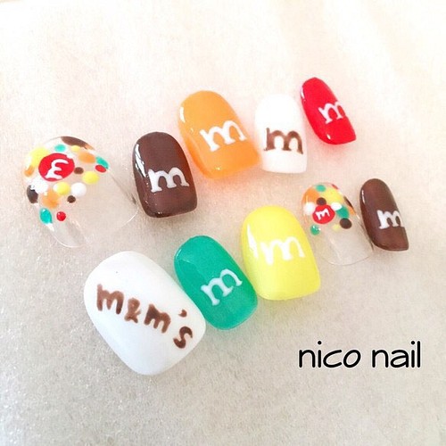 ラスト1点 カラフルポップネイル ネイルチップ ネイルシール Nico Nail 通販 Creema クリーマ ハンドメイド 手作り クラフト作品の販売サイト