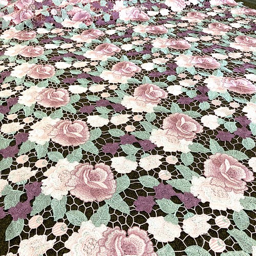 刺繍レース 鍵編み 薔薇 ピンク 紫 花刺繍 生地 布 ドレス ワンピース 
