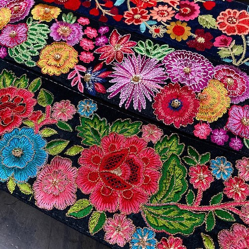 インド刺繍リボン 花 シルク100% 着物帯 リメイク メキシコ刺繍 和柄 