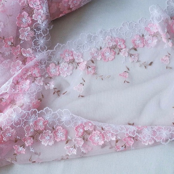 刺繍チュールレース 春 桜 ピンク 花 高級 レースマスク ドール 洋服