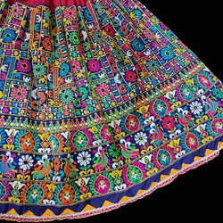 vintage★ロングスカート 民族衣装 花柄 刺繍 ブラウン ベージュ