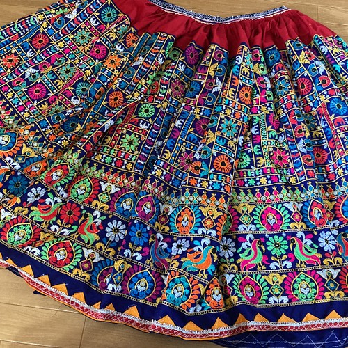インド刺繍 ロングスカート 刺繍布 民族衣装 ベリーダンス アジアン 
