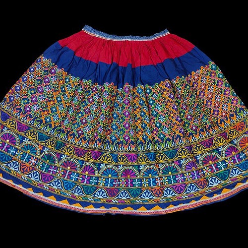 インド刺繍スカート ヴィンテージ レトロ エスニック 北欧 生地 布
