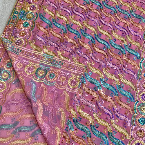 インド刺繍布 レースカーテン 手芸 ピンク 虹色 生地 レインボー 