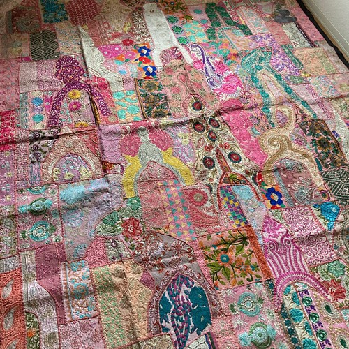インド刺繍ラグ 敷物 3畳 パッチワーク エスニック ヴィンテージラリー 