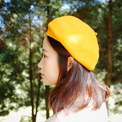 草木染めのベレー帽－金糸雀色 1枚目の画像